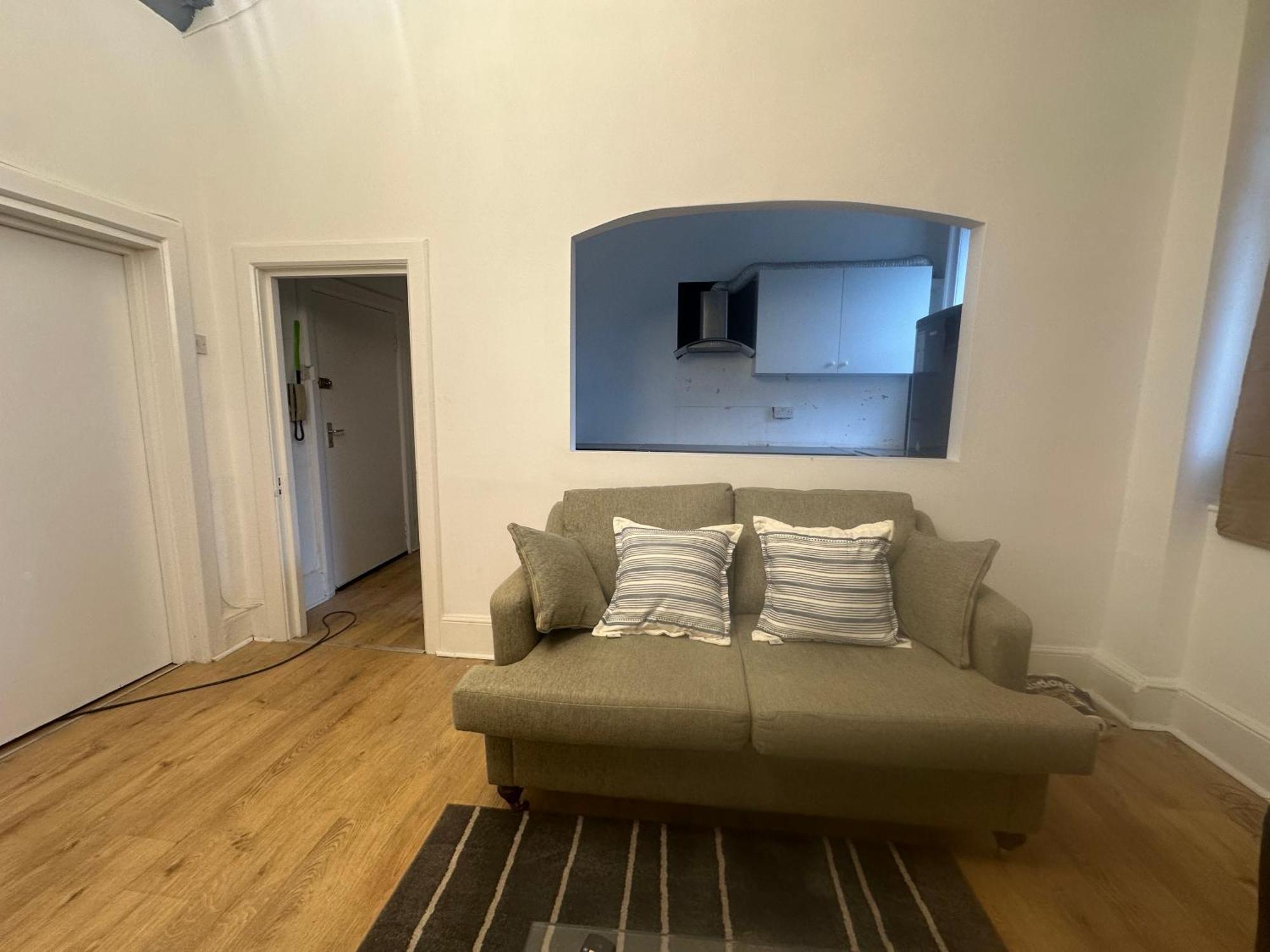 First Floor One Bed Apartment In Central West London Eksteriør billede