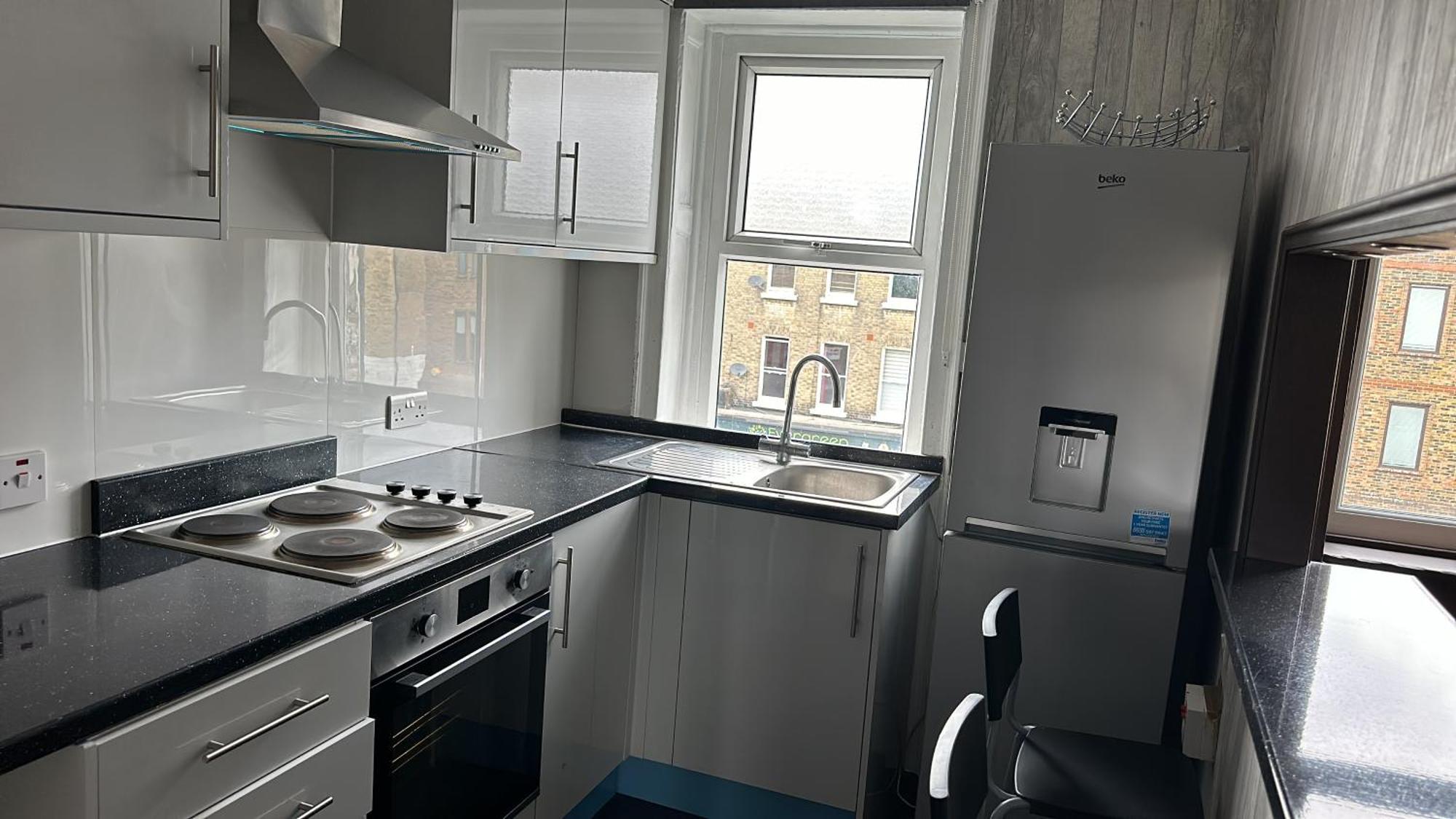 First Floor One Bed Apartment In Central West London Eksteriør billede