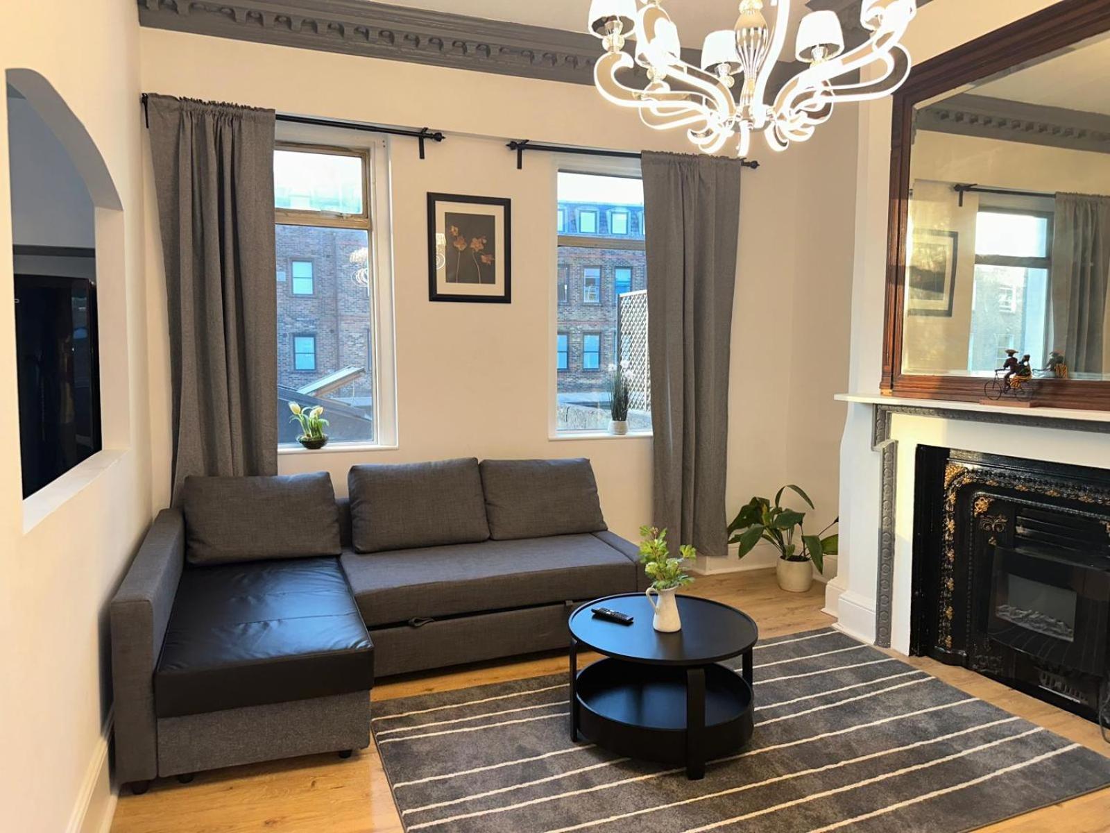 First Floor One Bed Apartment In Central West London Eksteriør billede