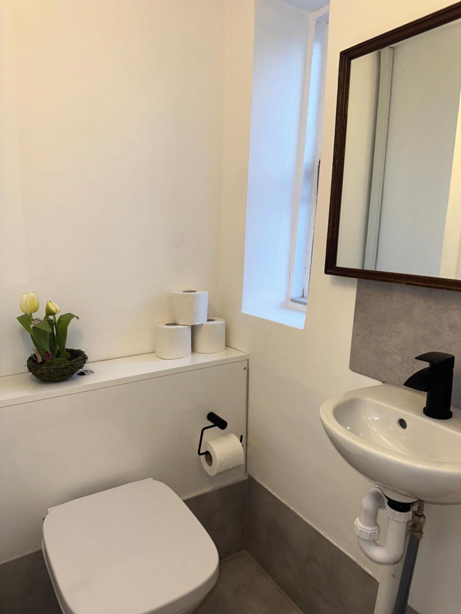 First Floor One Bed Apartment In Central West London Eksteriør billede